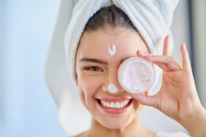 How Skincare Improves Pore Appearance for Clearer, Healthier Skin