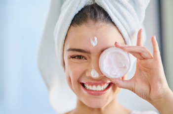 How Skincare Improves Pore Appearance for Clearer, Healthier Skin