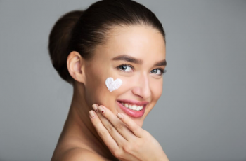 How to Safely Use Butylene Glycol with Retinol in Skincare
