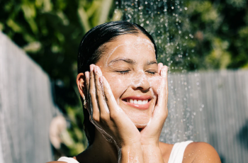 Skincare Guide: How to Remove Sunscreen Without Damaging Skin