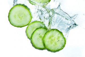 Cucumber Extract Benefits for Skin Care: A Gentle, Multi-Tasking Ingredient