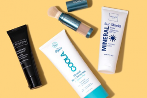 Protect Your Skin With These Expert-Approved Mineral Sunscreen Favorites