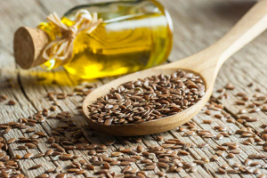 Unlocking Flax Seed Oil Benefits for Healthier, Hydrated Skin Care